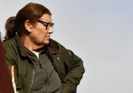 Amelia García disfruta en el campo, viendo a sus animales