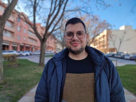 David Araújo, moralo de 31 años, se postula para liderar Izquierda Unida Extremadura