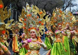El desfile de carrozas y comparsas se prolongó más de tres horas