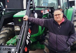 Isidro Bóveda lleva la mayor parte de su vida relacionado con la agricultura