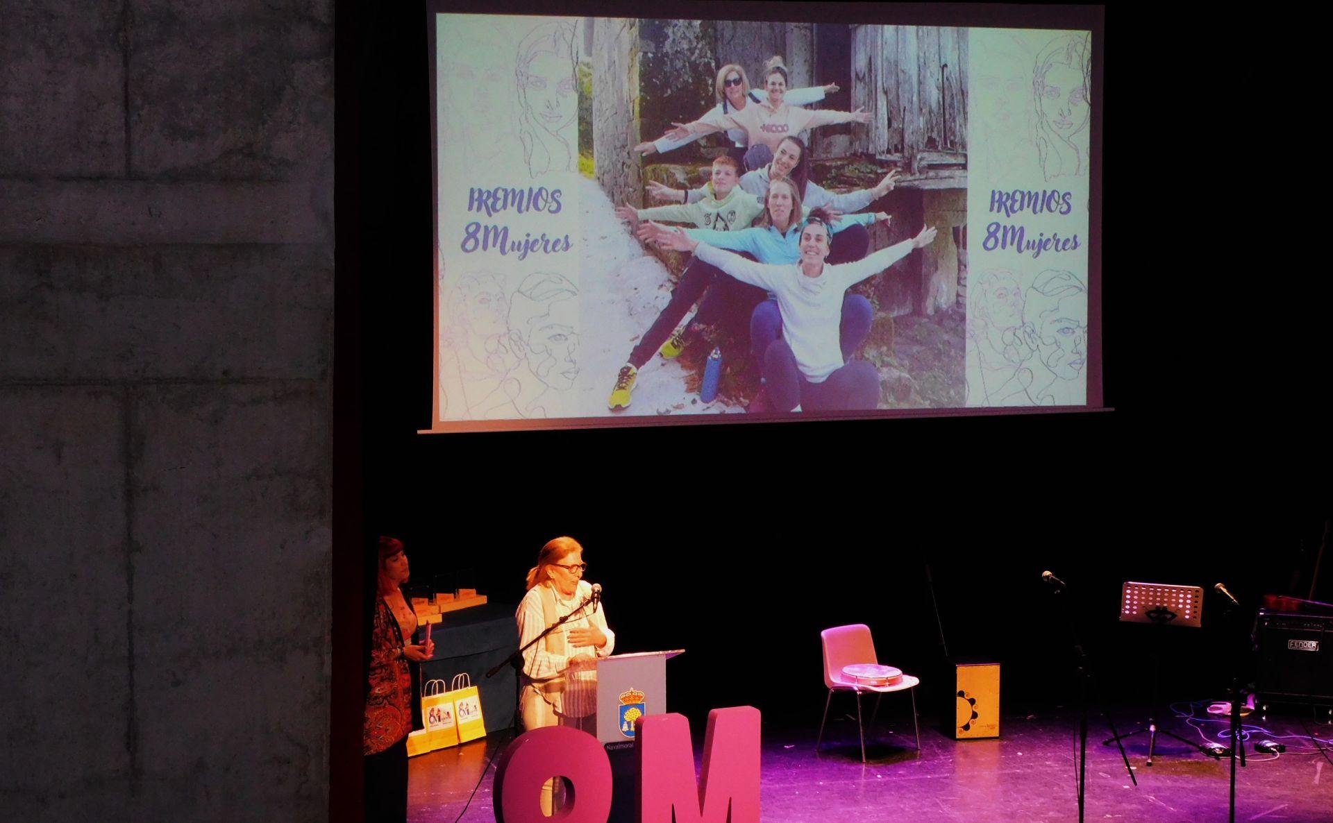 Emotiva entrega de los Premios 8 Mujeres