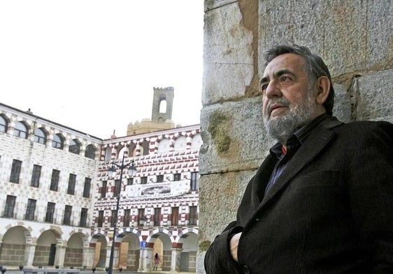 La biblioteca de Casas de Belvís convoca el II Certamen de Relatos 'Víctor Chamorro'
