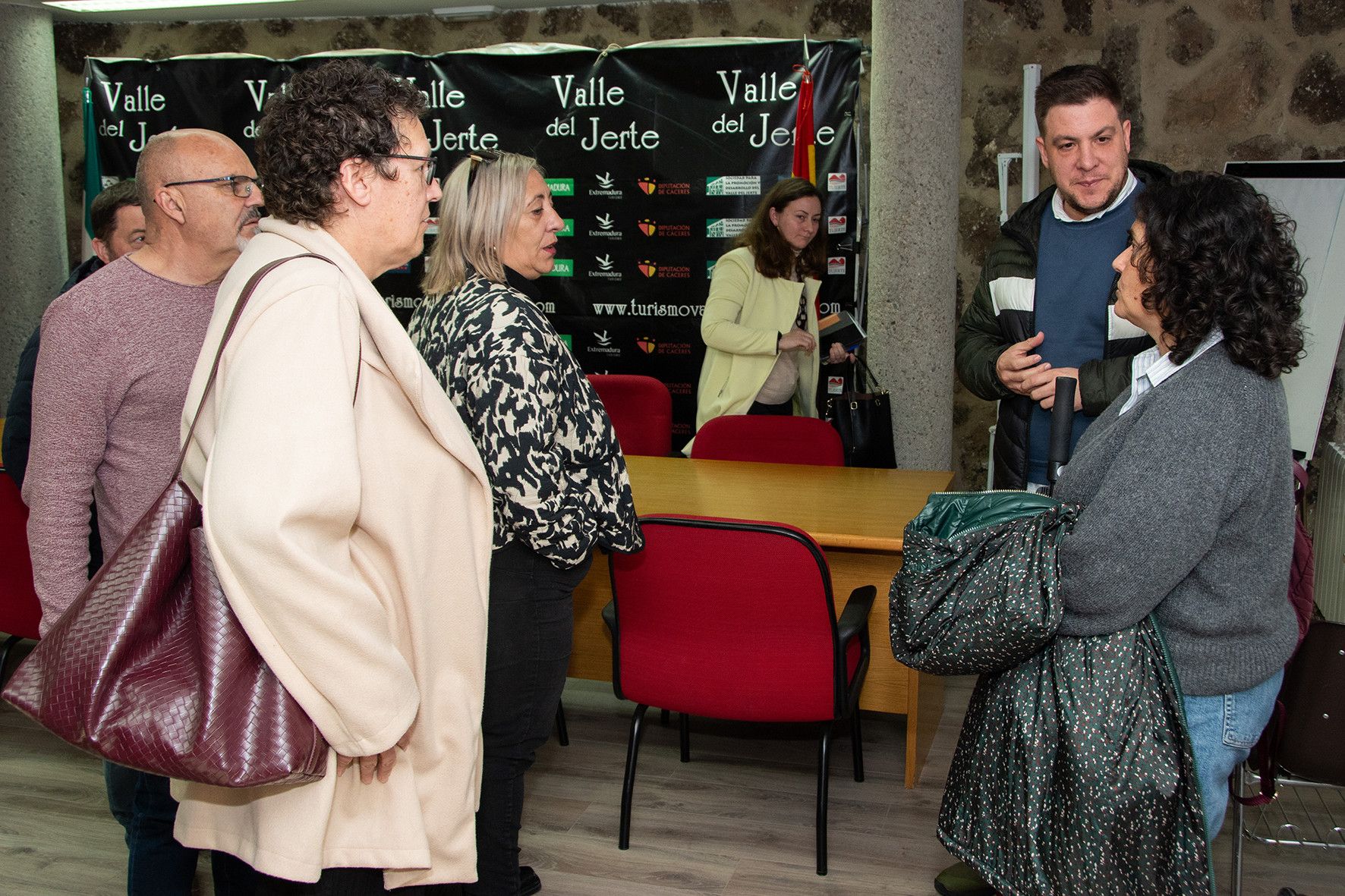 Se practicó la escucha activa de sus preocupaciones.