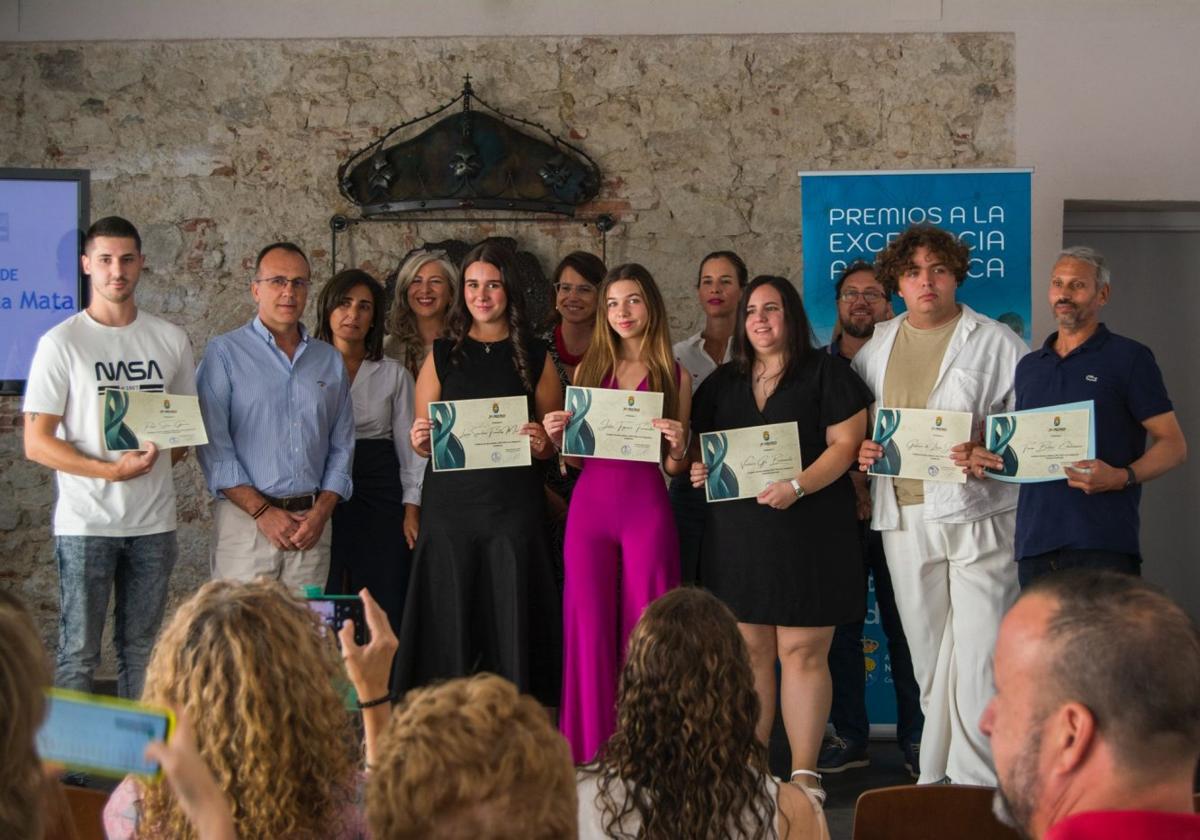 Abierto el plazo para optar a los Premios Estudiante del Año