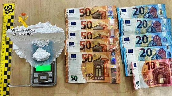 Detenido un hombre con 150 dosis de cocaína escondidas en un calcetín