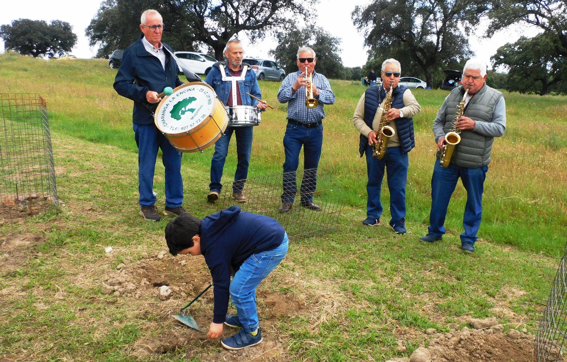 Majadas conmemora los 25 años de la Fiesta de la Encina