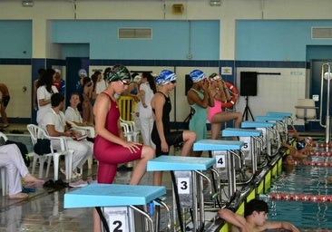 El XXI Trofeo Campo Arañuelo de natación reúne a más de 300 participantes