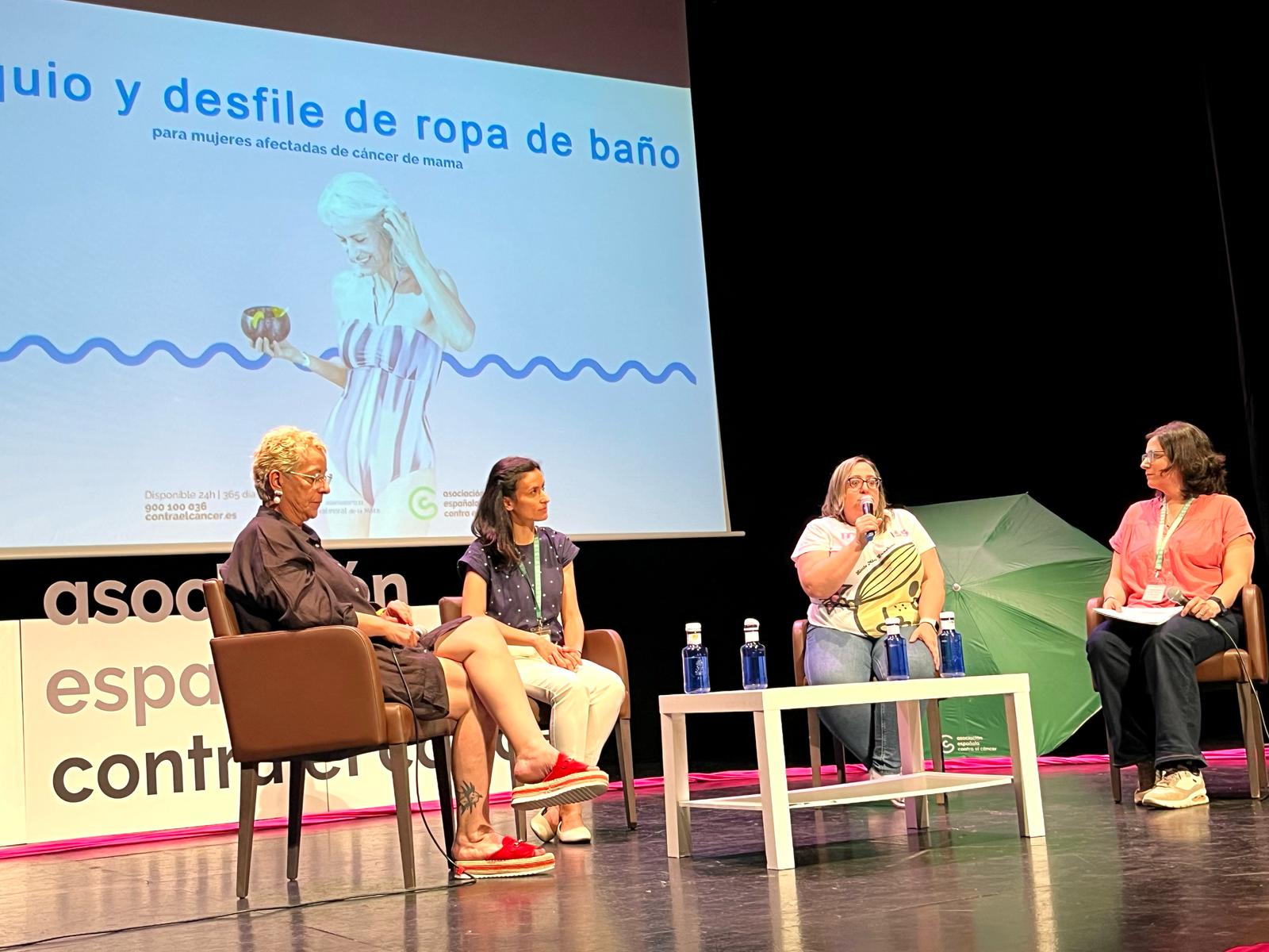 Mesa redonda celebrada en el teatro