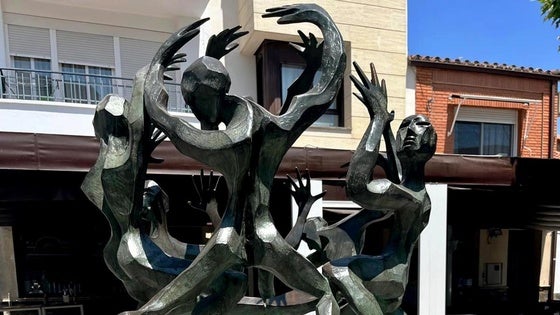 Claudio Favier Orendain recibe un cálido homenaje