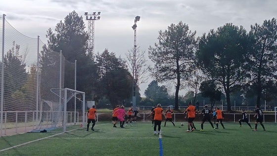 La liga comarcal de fútbol veterano mueve cada año a cerca de 400 personas