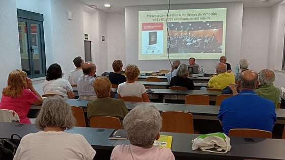 Adenex edita 'Amanecer sin Almaraz' en pleno debate nuclear