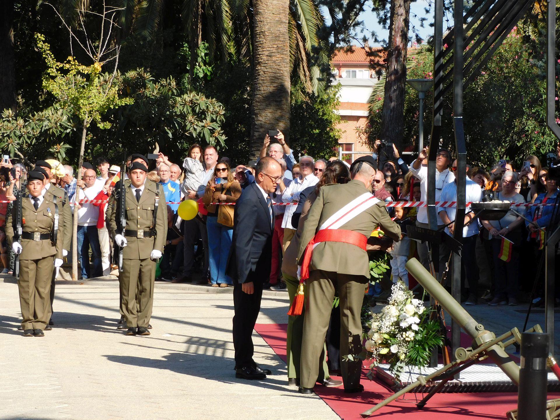 Unos 200 &#039;jurandos&#039; protagonizan una emotiva jura de bandera para personal civil