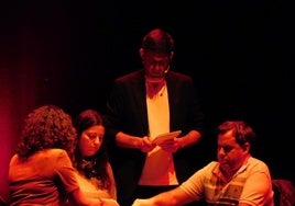 Cobami, entre el mentalismo y el espiritismo con 'Séance'