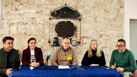 El alcalde destaca los trabajos de jardinería que se han realizado en dos meses
