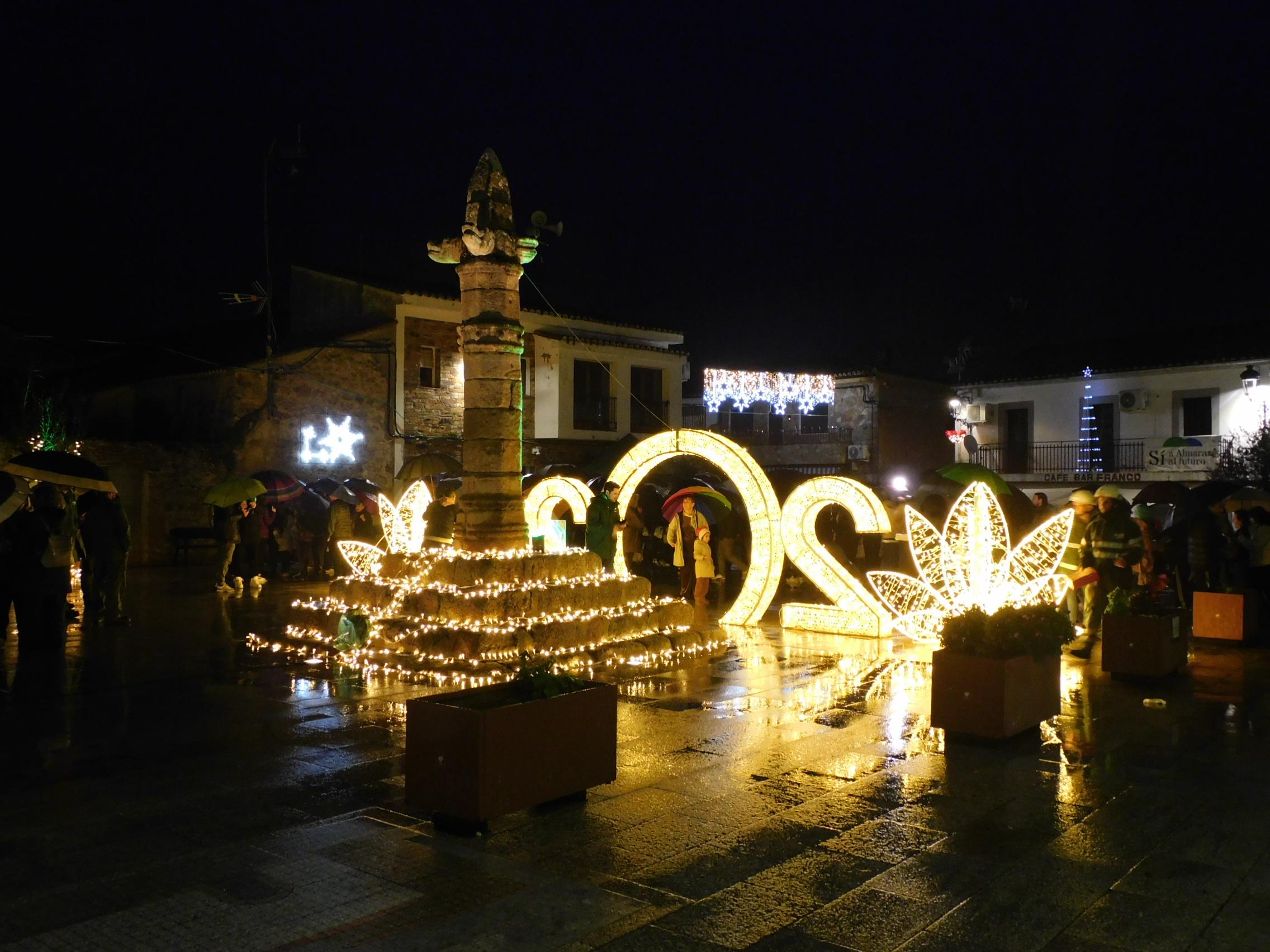 Belvís y las Casas presumen de iluminación navideña especial