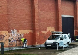 El PSOE critica el uso de trabajadores municipales para montar el acto de Núñez Feijóo