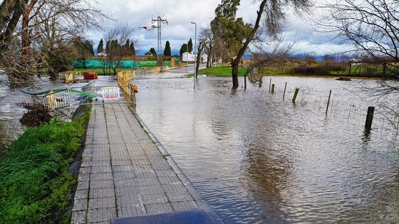 El temporal obliga cortar varias carreteras en la zona