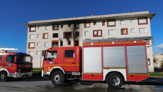 Se incendia una vivienda en el bloque 'de los okupas'