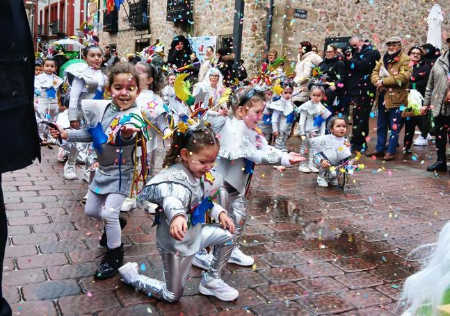 Los más pequeños disfrutando del desfile