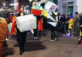 Baile infantil y pasacalles, citas destacadas del lunes