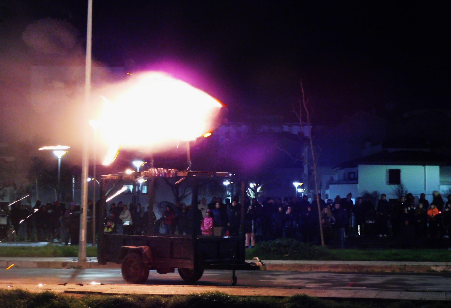 La sardina y los fuegos artificiales despiden, un año más, el Carnaval