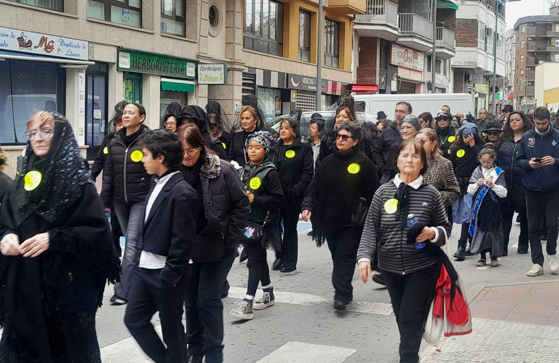 La sardina y los fuegos artificiales despiden, un año más, el Carnaval