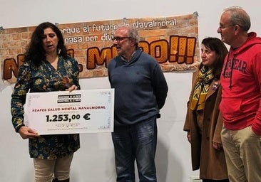 No al Muro entrega a Feafes el dinero que recibe tras ganar un juicio