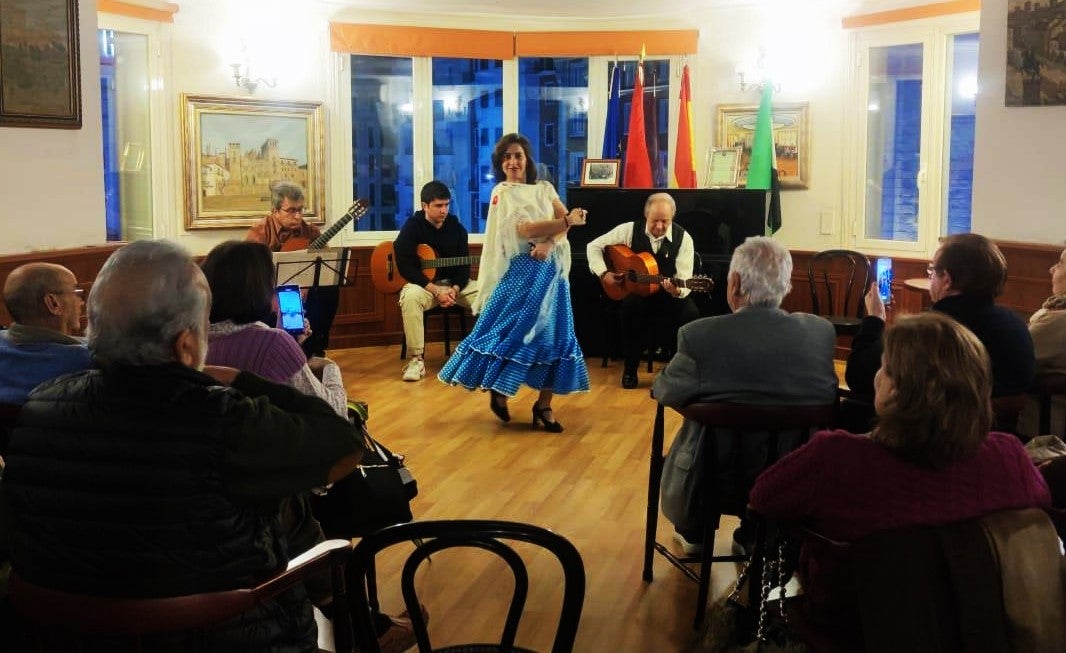 Música y baile en el concierto 'Guitarras amigas'