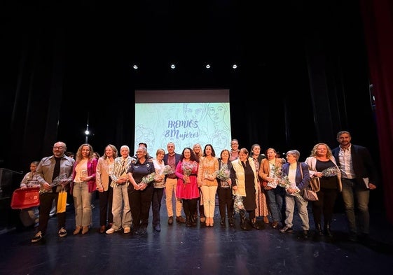 Emotiva entrega de los III Premios 8 Mujeres