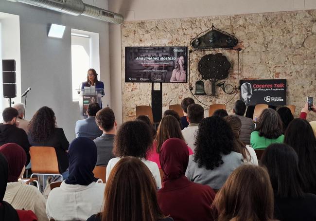 Intervención de Ana Jiménez de Fomento del Empleo y Emprendimiento de la Diputación