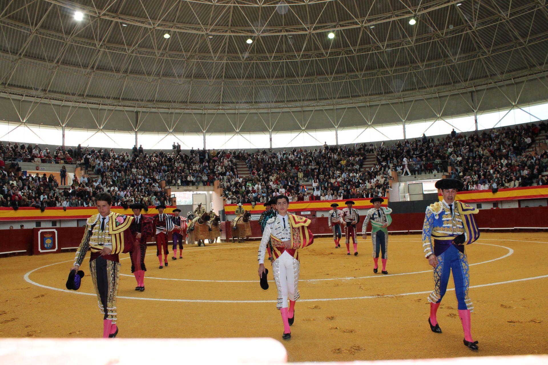 Talavante, Roca Rey y Marco Pérez llenan el multiusos