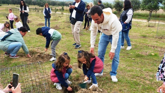 La Fiesta de la Encina de Majadas de Tiétar homenajeará al matrimonio local más longevo