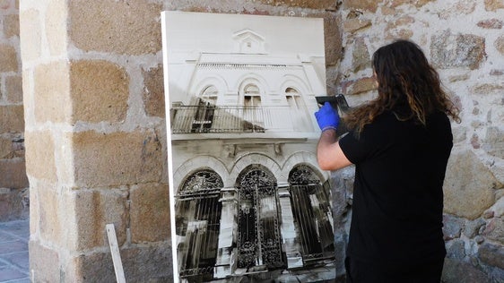 El artista murciano Carlos Montero gana el VI Premio de Pintura Rápida entre 33 participantes