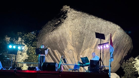 Nuevo 'Concierto bajo las estrellas' en Cancho Valdecastillo, en Peraleda de San Román