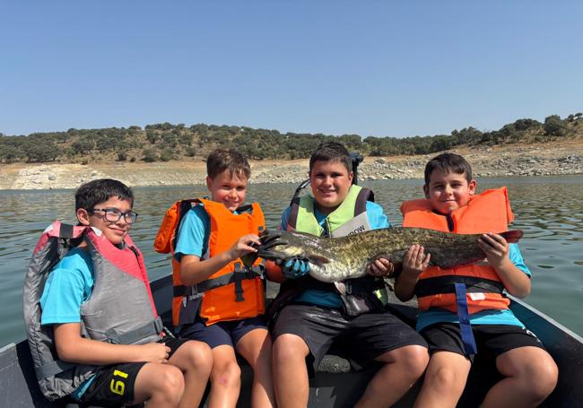 Imagen del reciente campamento de pesca