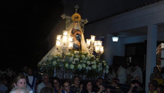 La imagen de las Angustias vuelve a su ermita