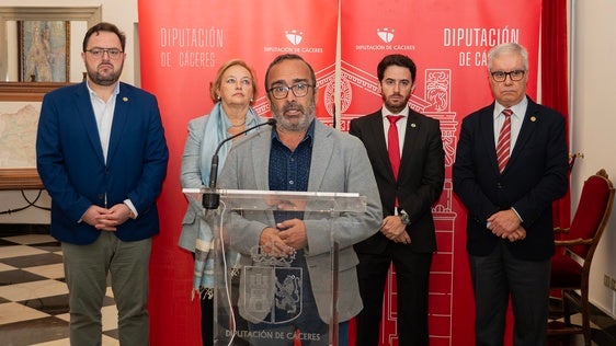 Miguel Ángel Morales durante la presentación de la iniciativa.