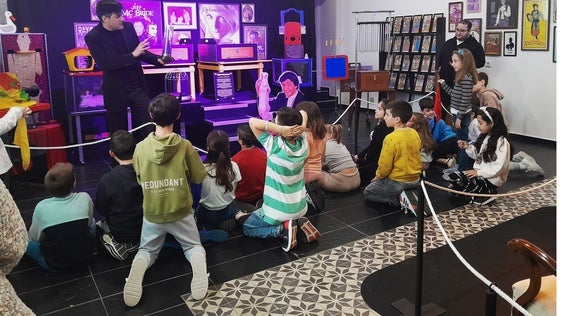 Magia, libros y taller infantil en la Semana de las Bibliotecas de la Fundación Concha
