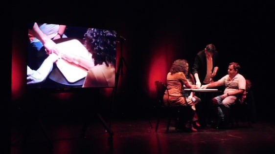Alfred Cobami vuelve al teatro con 'Séance'