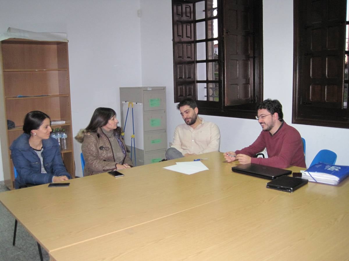 A la reunión también asistieron Iñaki Rodríguez y Nuria Flores 