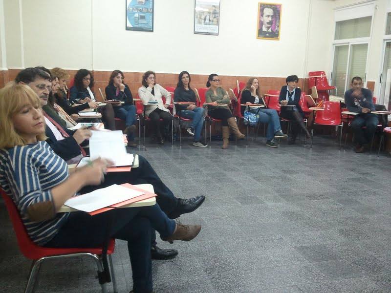 El Centro de Profesores enseña a los docentes cómo prevenir el acoso escolar