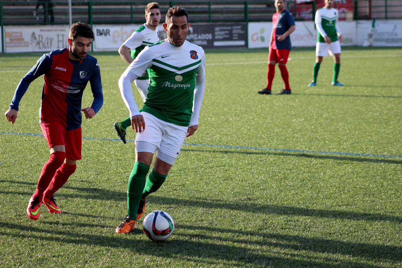Cómoda victoria ante el Valdivia, 2-0, en el partido 50 de Domingo Terrón al frente del Moralo CP