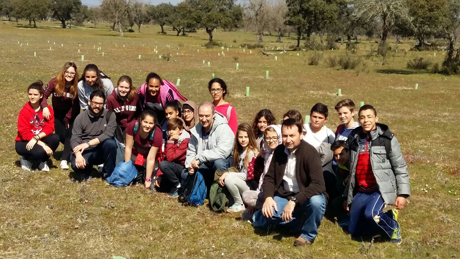 Participantes en la plantación 