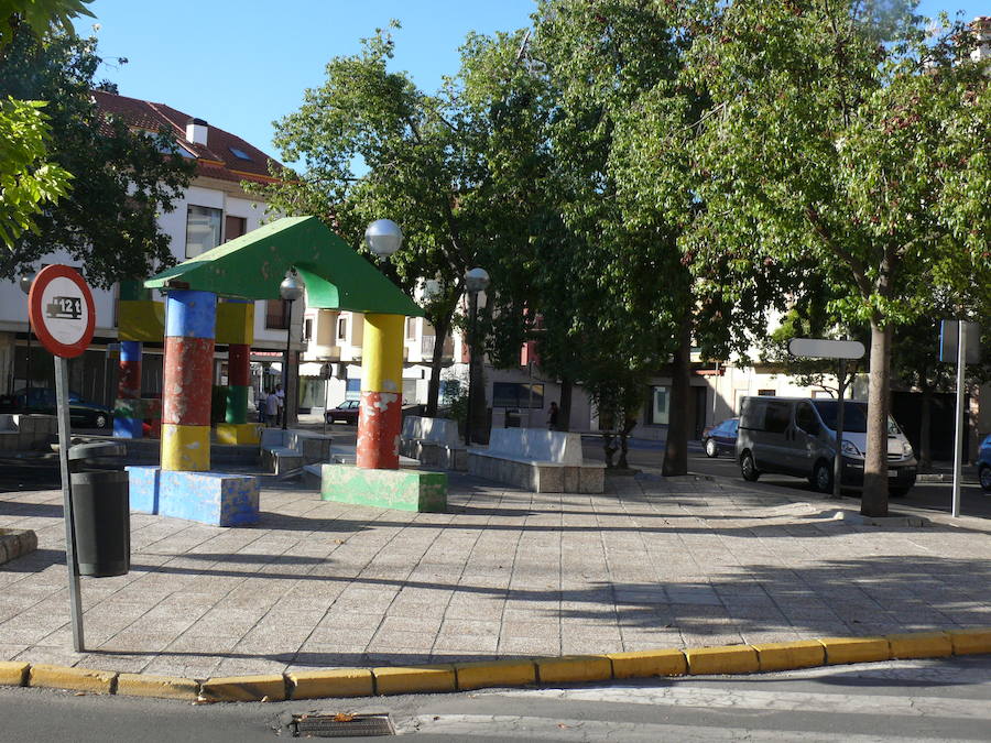 Las obras de la plaza de la Remonta supondrán la contratación de dos oficiales y cuatro peones