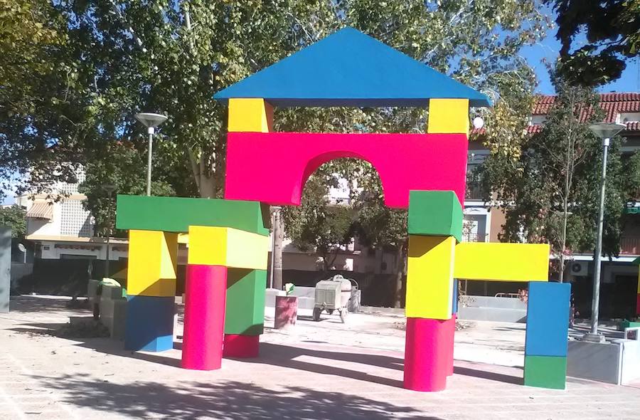 Se abre al tránsito la calle Lis, ahora peatonalizada