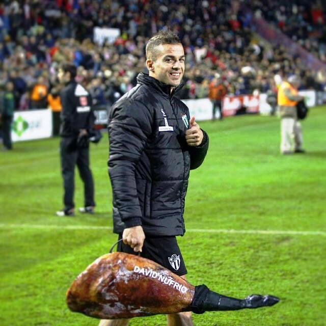 El ‘jamotiquín’, el original botiquín en forma de jamón de David Nufrio