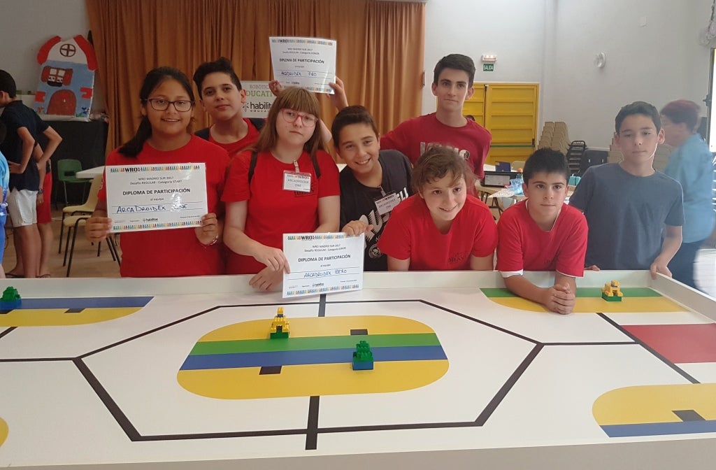 Los representantes moralos en Aranjuez al completo Maite