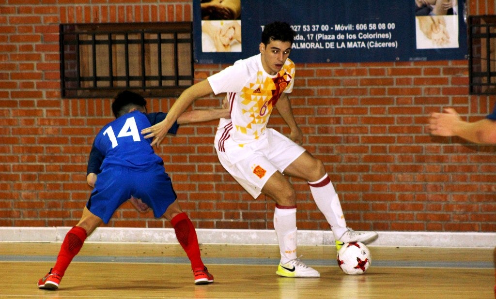 España golea a Francia, 4-0, en el amistoso de las selecciones sub-19 de fútbol-sala