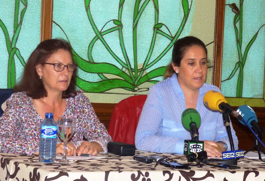 Belén Vázquez y Patricia Meana, concejala y coordinadora local 