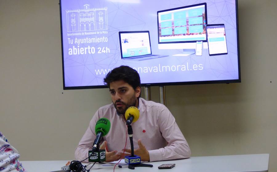 Iñaki Rodríguez presentó las nuevas herramientas municipales 